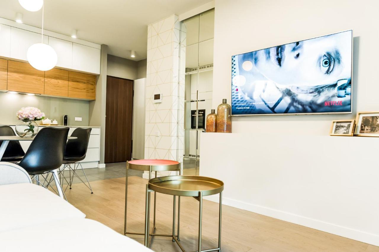 Mennica Residence Patronus Apartments Варшава Экстерьер фото
