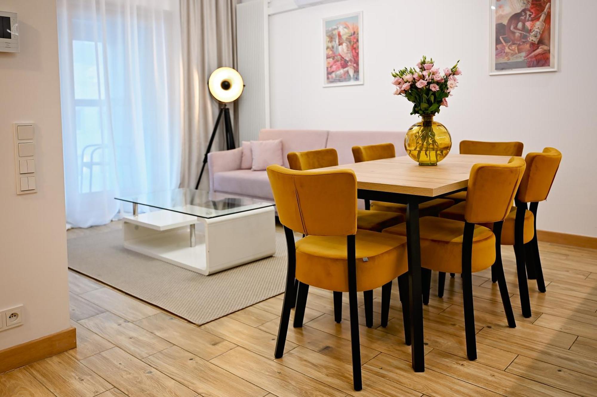 Mennica Residence Patronus Apartments Варшава Экстерьер фото