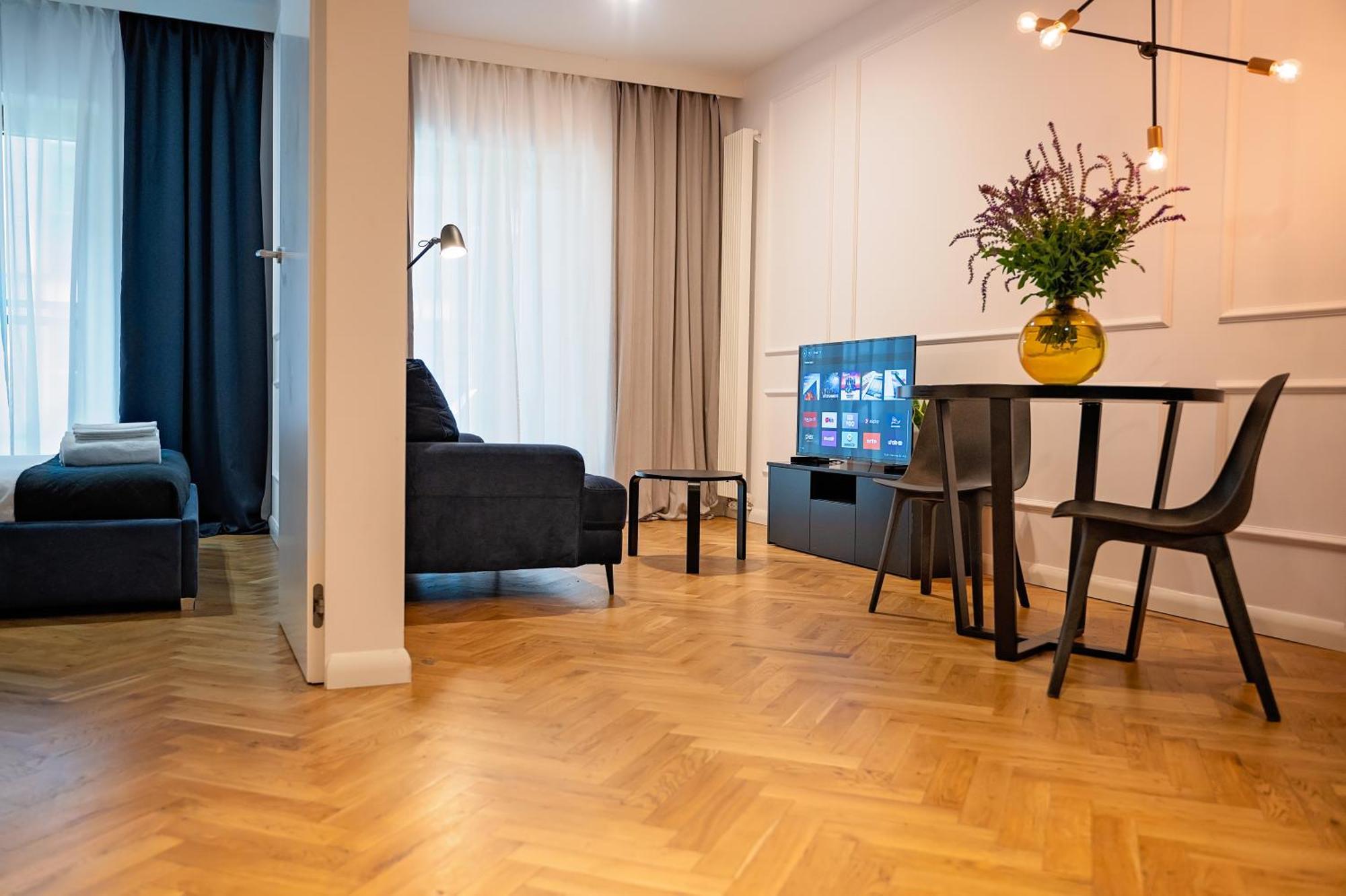 Mennica Residence Patronus Apartments Варшава Экстерьер фото