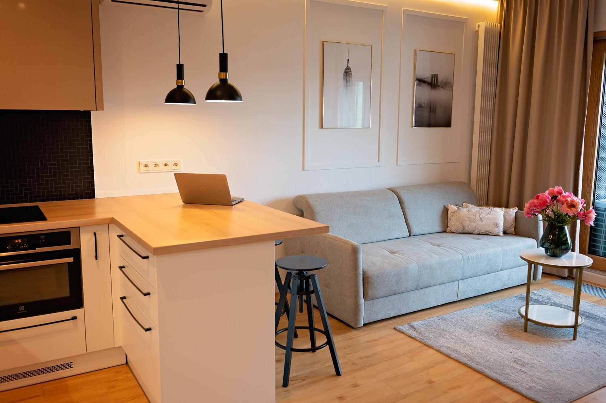 Mennica Residence Patronus Apartments Варшава Экстерьер фото