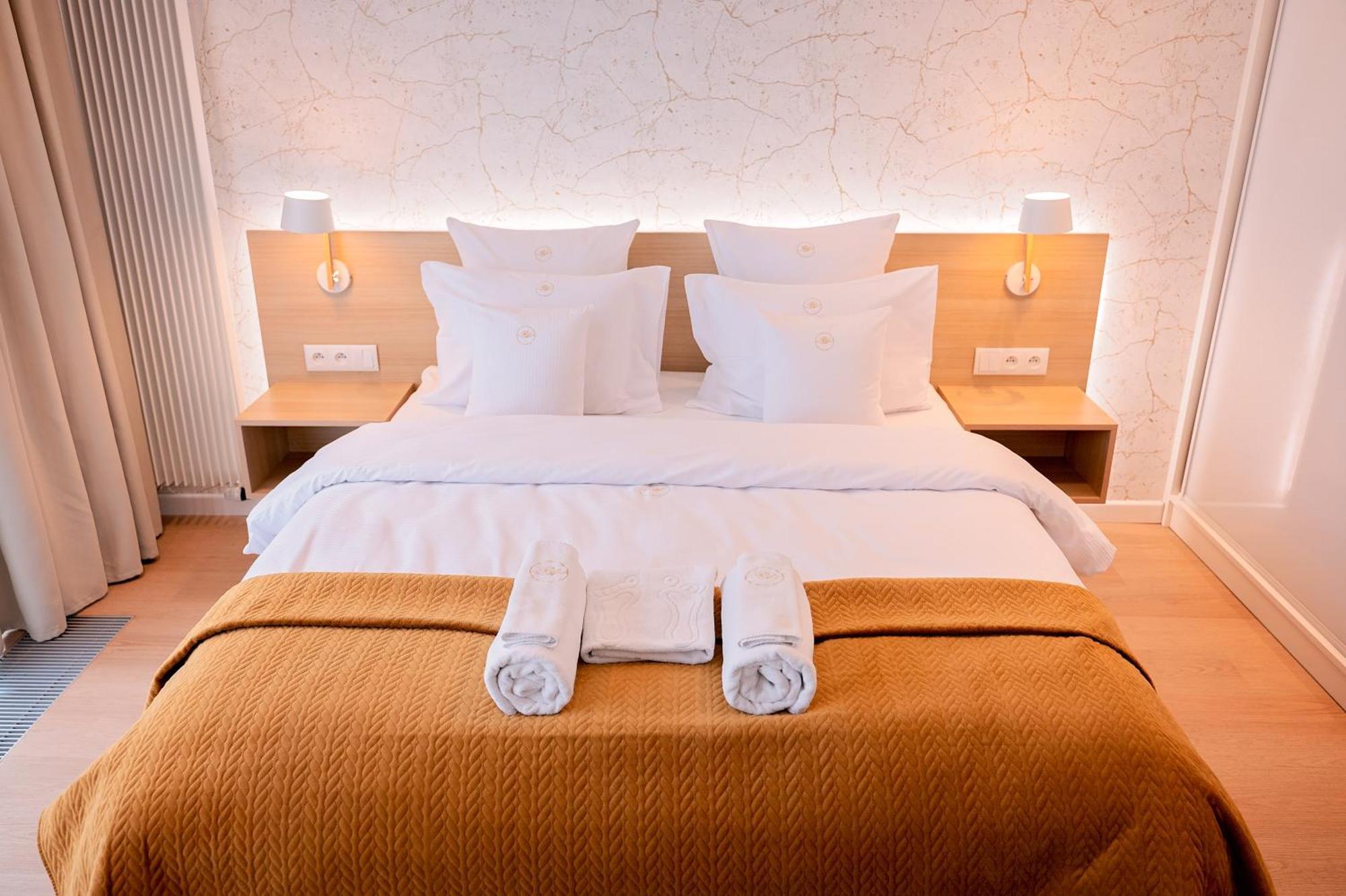 Mennica Residence Patronus Apartments Варшава Экстерьер фото